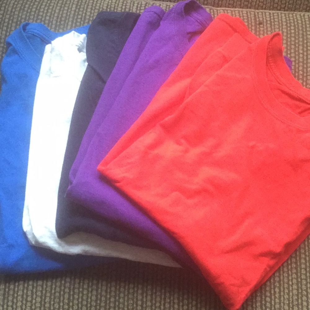 7 x-large men’s long sleeve tees